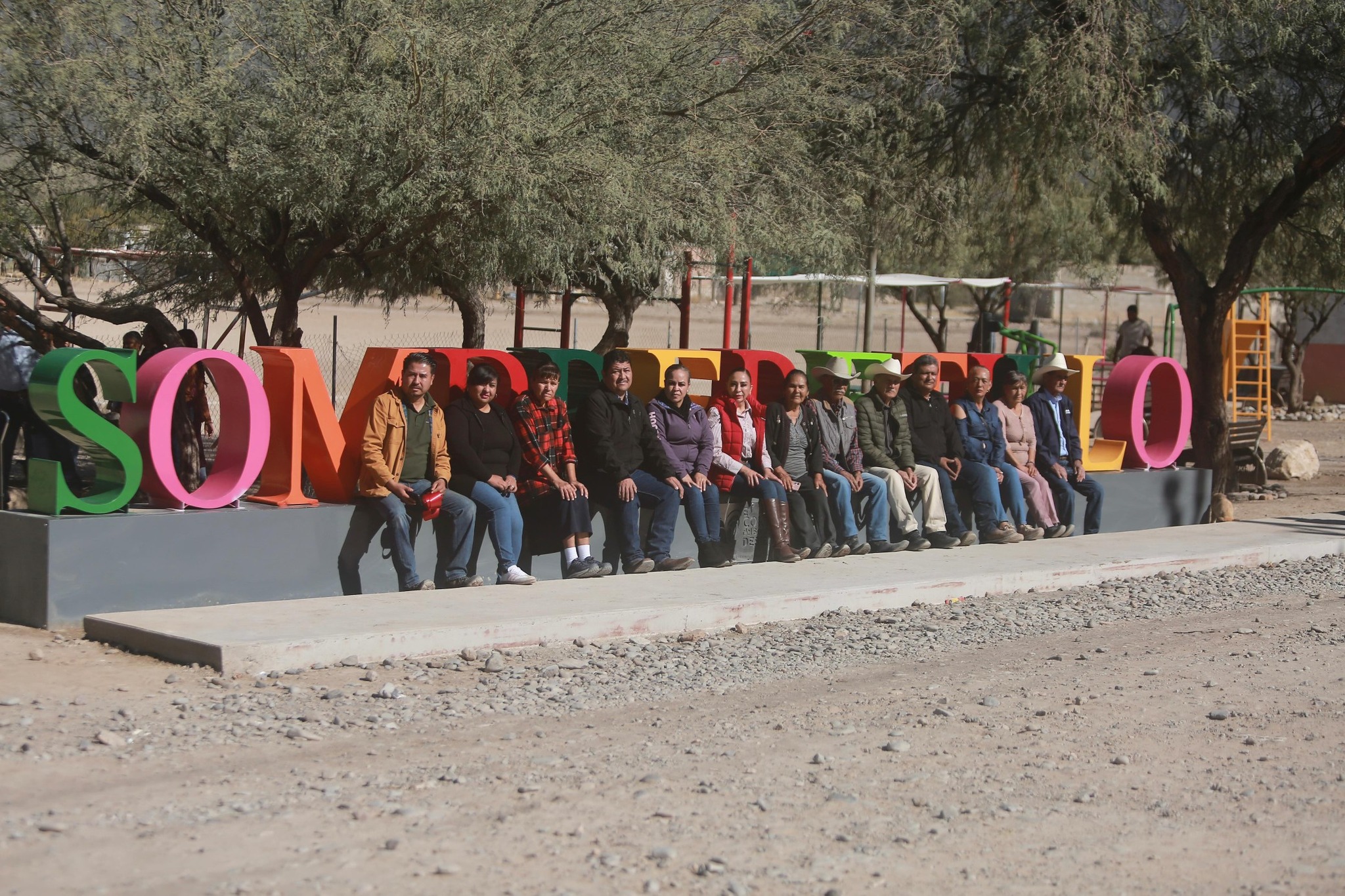 INAUGURACIÓN DE PARQUE Y LETRAS EN LA COMUNIDAD DE SOMBRERETILLO DEL ALTO REGIÓN DEL CAÑÓN